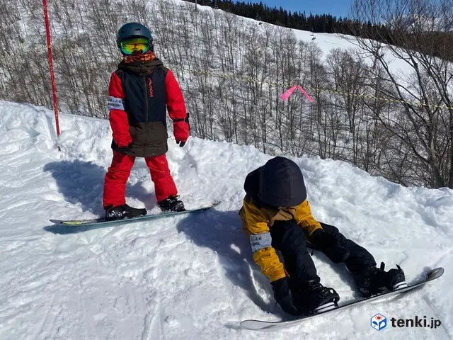 初めてのスノーボードは大人も子どももスクールに入るのがおススメ！ インストラクターにインタビュー！(tenki.jpサプリ 2021年03月25日)  - 日本気象協会 tenki.jp