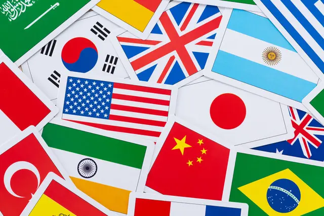 実物を見ながらでも描くのが難しい世界の国旗≪超難問編≫(季節