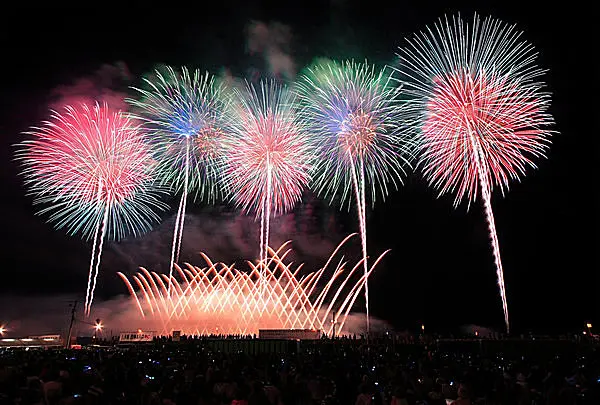 日本の打ち上げ花火は世界一 世界に誇る日本の花火師の技術 Tenki Jpサプリ 15年08月21日 日本気象協会 Tenki Jp