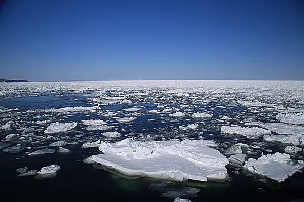 からの寒気 ー 海側の気候 日本の中の ロシア 気象 地理編 Tenki Jpサプリ 16年02月06日 日本気象協会 Tenki Jp